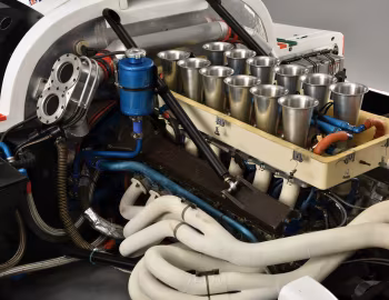 Sous la capuche Jaguar XJR-9 '1988–89
