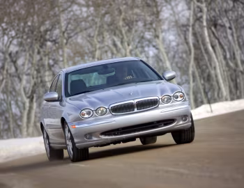 2002–07 Jaguar X-Type [North America] '2001–07