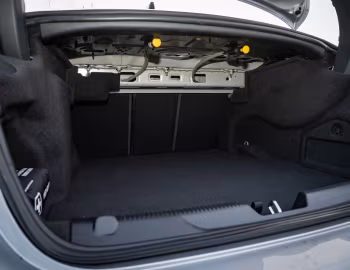 Ambos Jaguar XE P250 SE R-Dynamic [Worldwide] '2019–pr.