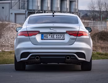 Jaguar XE P250 SE R-Dynamic [Worldwide] '2019–pr.