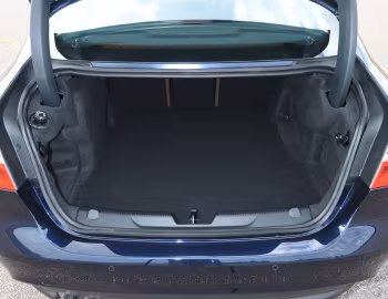 Ambos Jaguar XE 20d Portfolio AWD [UK-spec] '2015–19