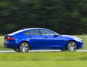 Jaguar XE 25t AWD R-Sport [Worldwide] '2016–19