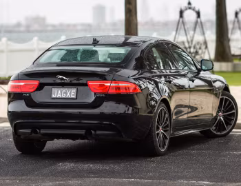 Jaguar XE 25t R-Sport [Australia] '2015–19