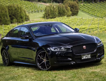 Jaguar XE 25t R-Sport [Australia] '2015–19