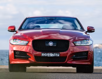 Jaguar XE 25t R-Sport [Australia] '2015–19