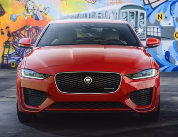 2020 Jaguar XE P300 R-Dynamic [North America] '2019–20