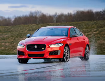 Jaguar XE 300 Sport [Worldwide] '2018–19