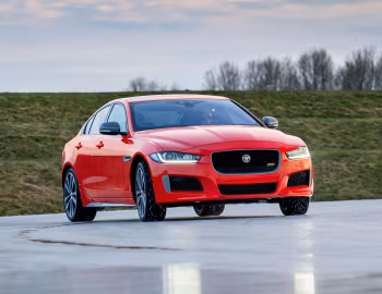 Jaguar XE 300 Sport [Worldwide] '2018–19