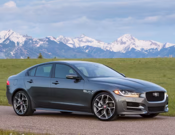 2017–19 Jaguar XE 35t R-Sport [North America] '2016–19