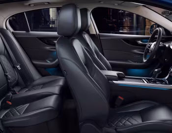 Interior Jaguar XE D180 HSE [Worldwide] '2019–24