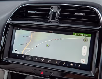 Interior Jaguar XE D180 S [UK-spec] '2019–pr.