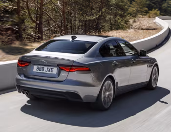 Jaguar XE D180 S [Worldwide] '2019–24