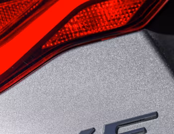 Jaguar XE D180 S [Worldwide] '2019–24