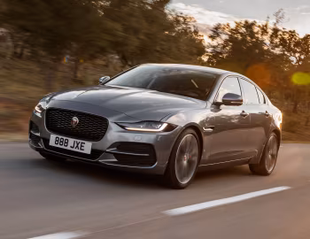 Jaguar XE D180 S [Worldwide] '2019–24
