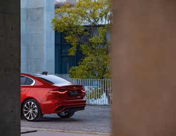 Jaguar XE L P250 HSE R-Dynamic [China] '2019–24