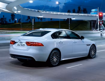 Jaguar XE "Landmark Edition" [Worldwide] '2018–19