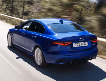 Jaguar XE P250 S R-Dynamic [Worldwide] '2019–24