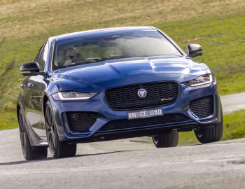 Jaguar XE P300 AWD R-Dynamic Black Pack [Australia] '2021–pr.