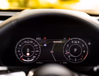 Torpedo Jaguar XE P300 HSE R-Dynamic [Japan] '2019–24