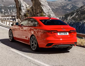 Jaguar XE P300 S R-Dynamic AWD [Worldwide] '2019–pr.