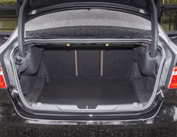 Ambos Jaguar XE 20d Portfolio [UK-spec] '2015–19