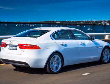 Jaguar XE 20t Prestige [Australia] '2015–19