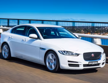 Jaguar XE 20t Prestige [Australia] '2015–19