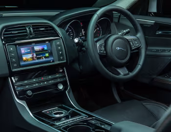 Panel frontal Jaguar XE 20t Prestige [Australia] '2015–19