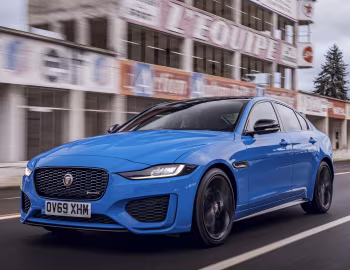 Jaguar XE R-Dynamic "Reims Edition" [UK-spec] '2020