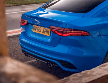 Jaguar XE R-Dynamic "Reims Edition" [UK-spec] '2020