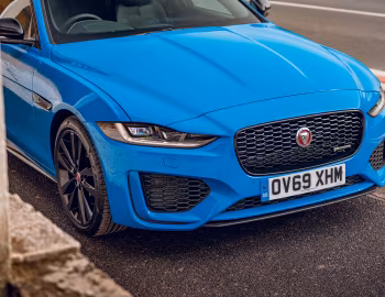 Jaguar XE R-Dynamic "Reims Edition" [UK-spec] '2020