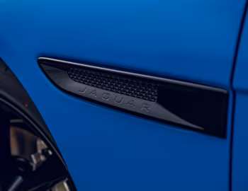 Jaguar XE R-Dynamic "Reims Edition" [UK-spec] '2020