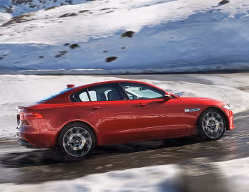 Jaguar XE 20d R-Sport AWD [Worldwide] '2015–19