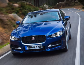Jaguar XE 20d R-Sport [Worldwide] '2015–19