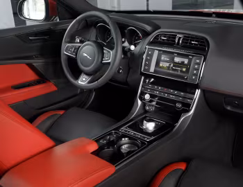 Interior Jaguar XE S [Worldwide] '2015–19
