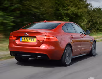 Jaguar XE S [UK-spec] '2015–19