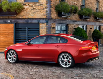 Jaguar XE S [Worldwide] '2015–19