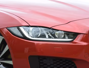 Jaguar XE S [UK-spec] '2015–19