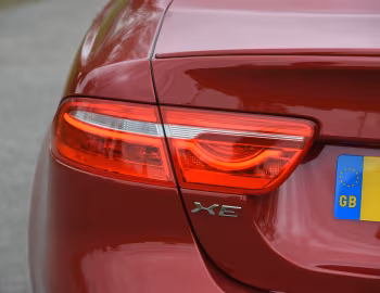 Jaguar XE S [UK-spec] '2015–19