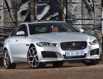 Jaguar XE S [South Africa] '2015–19