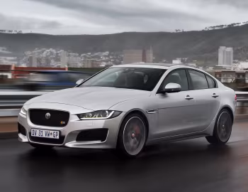 Jaguar XE S [South Africa] '2015–19