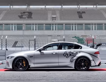 Jaguar XE SV Project 8 Prototype '2017