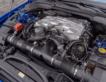 Bajo el capó 2018–19 Jaguar XE SV Project 8 [North America] '2017–19