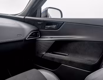 Interior 2018–19 Jaguar XE SV Project 8 [North America] '2017–19