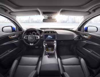 Panel frontal Jaguar XEL [China] '2017–19