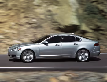Jaguar XF [UK-spec] '2008–11