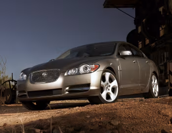 Jaguar XF '2008–11
