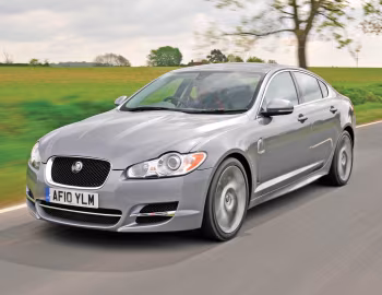 Jaguar XF Diesel S Option Pack [UK-spec] '2010–11