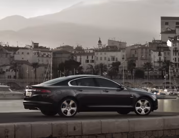 Jaguar XF '2008–11