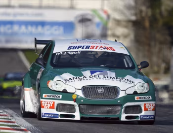 Jaguar XF SV8 Superstars Series '2010